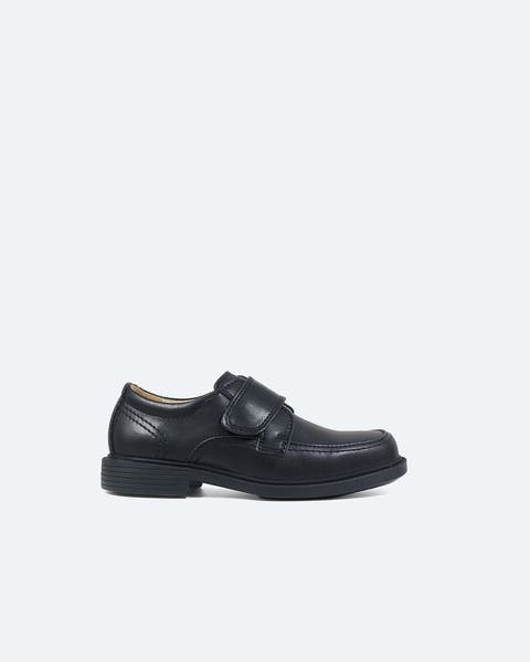 Black dress shoes.