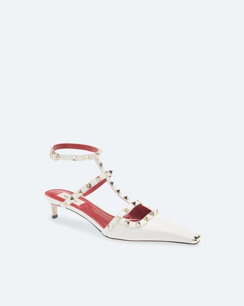 White Valentino Garavani heel.