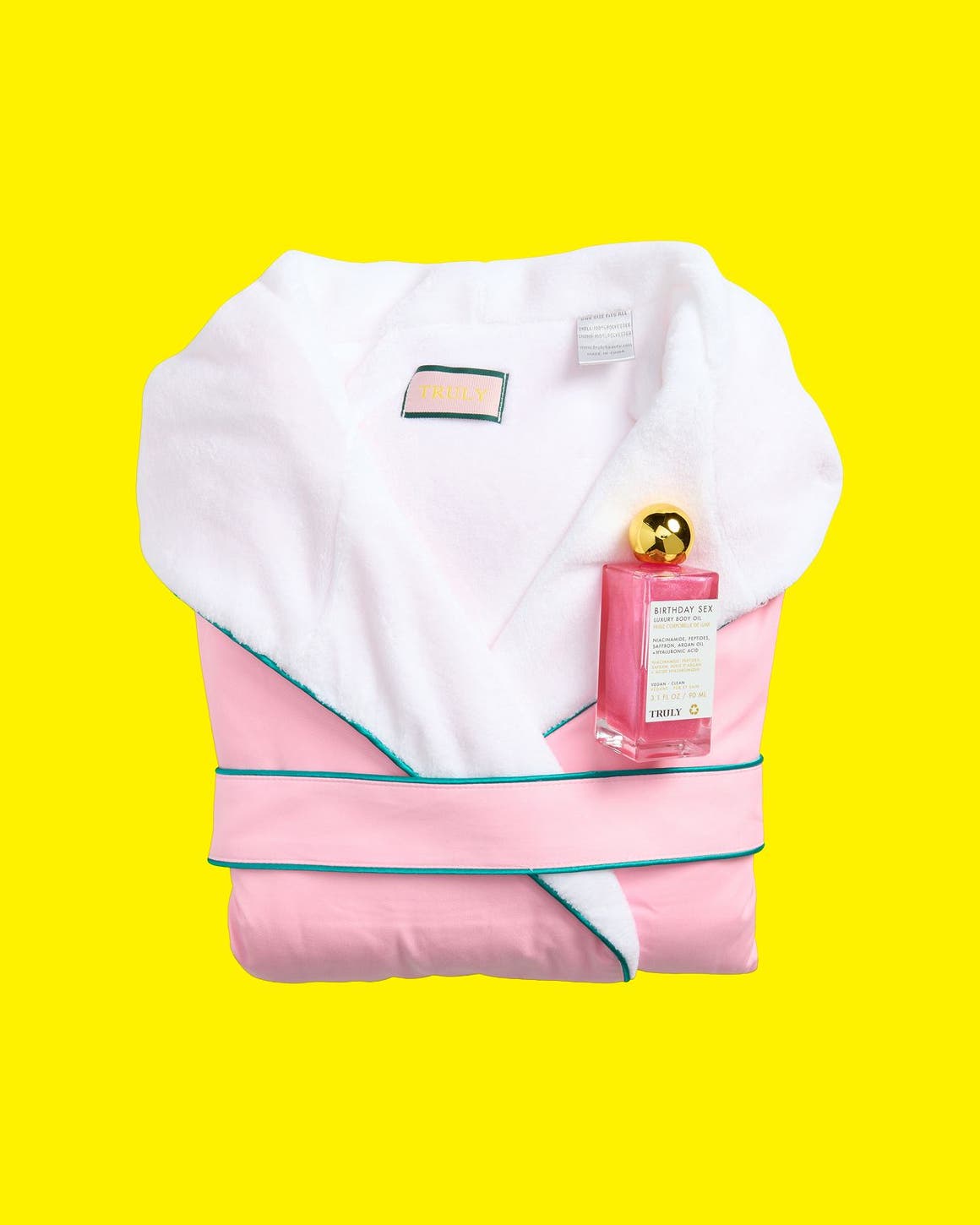 TRULY BEAUTY gift with purchase.