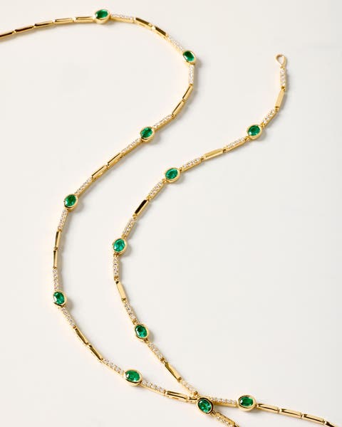 A flat lay of a necklace.
