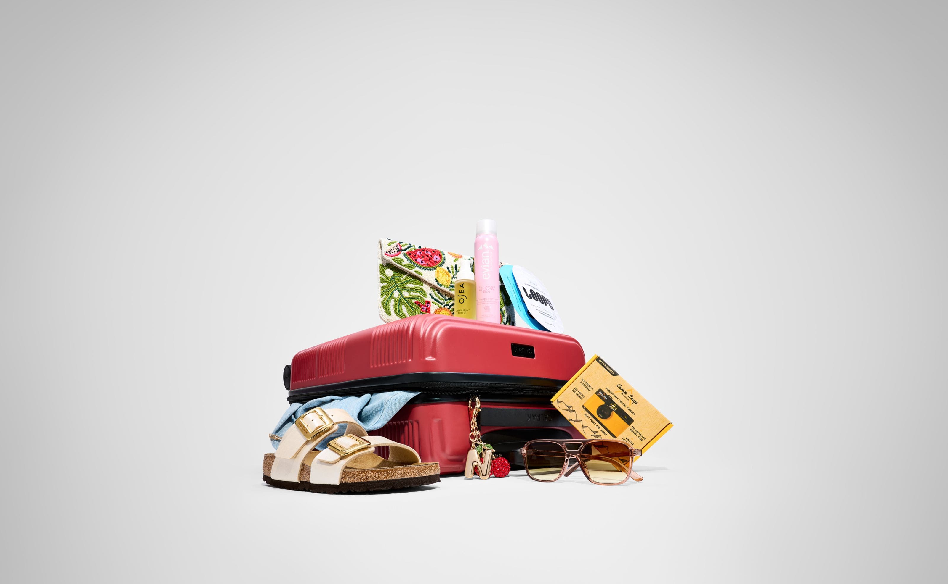 A variety of warm-weather travel accessories. 