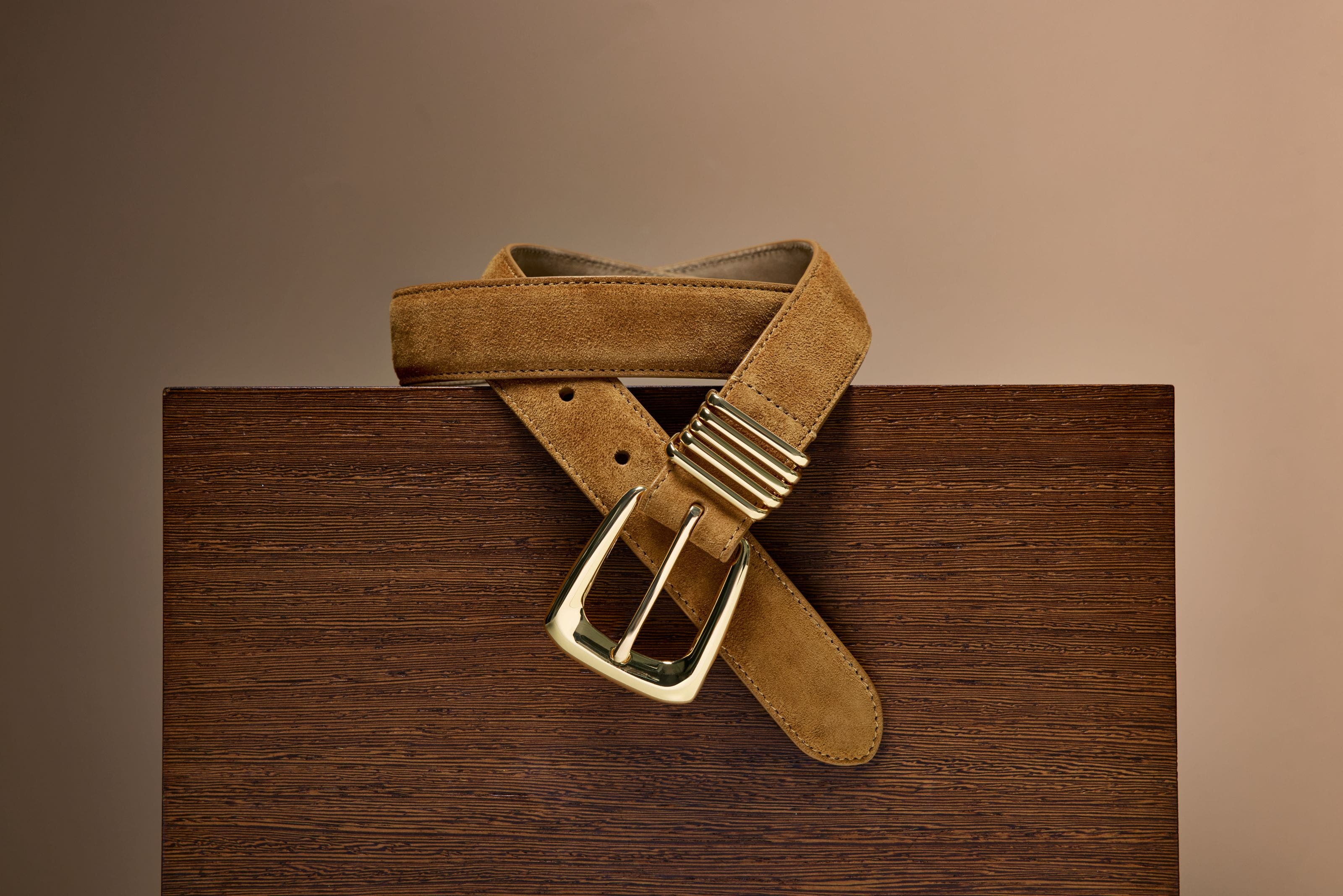 Veronica Beard Arch Leather Belt.