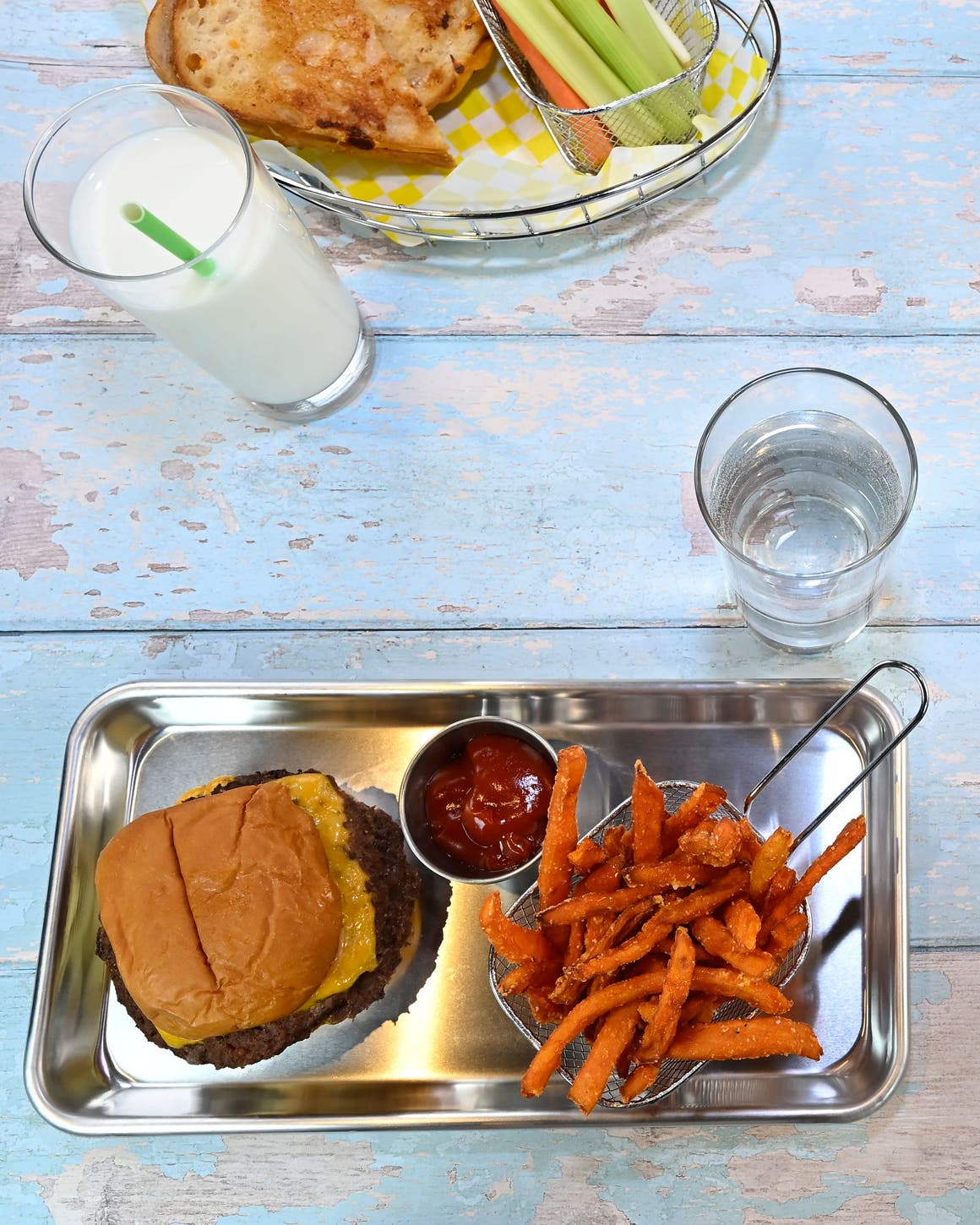 Picnic on 57th food.