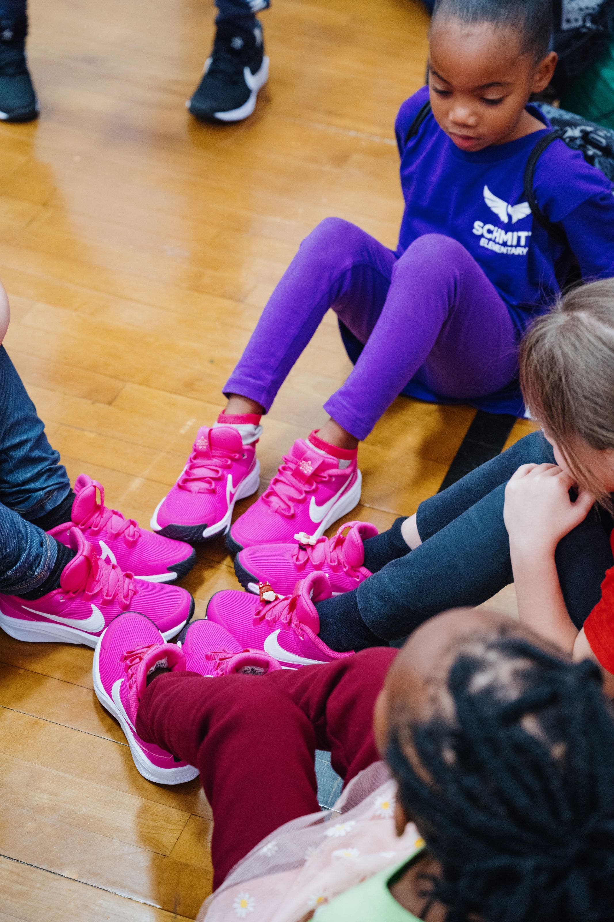 nike mom and daughter shoes