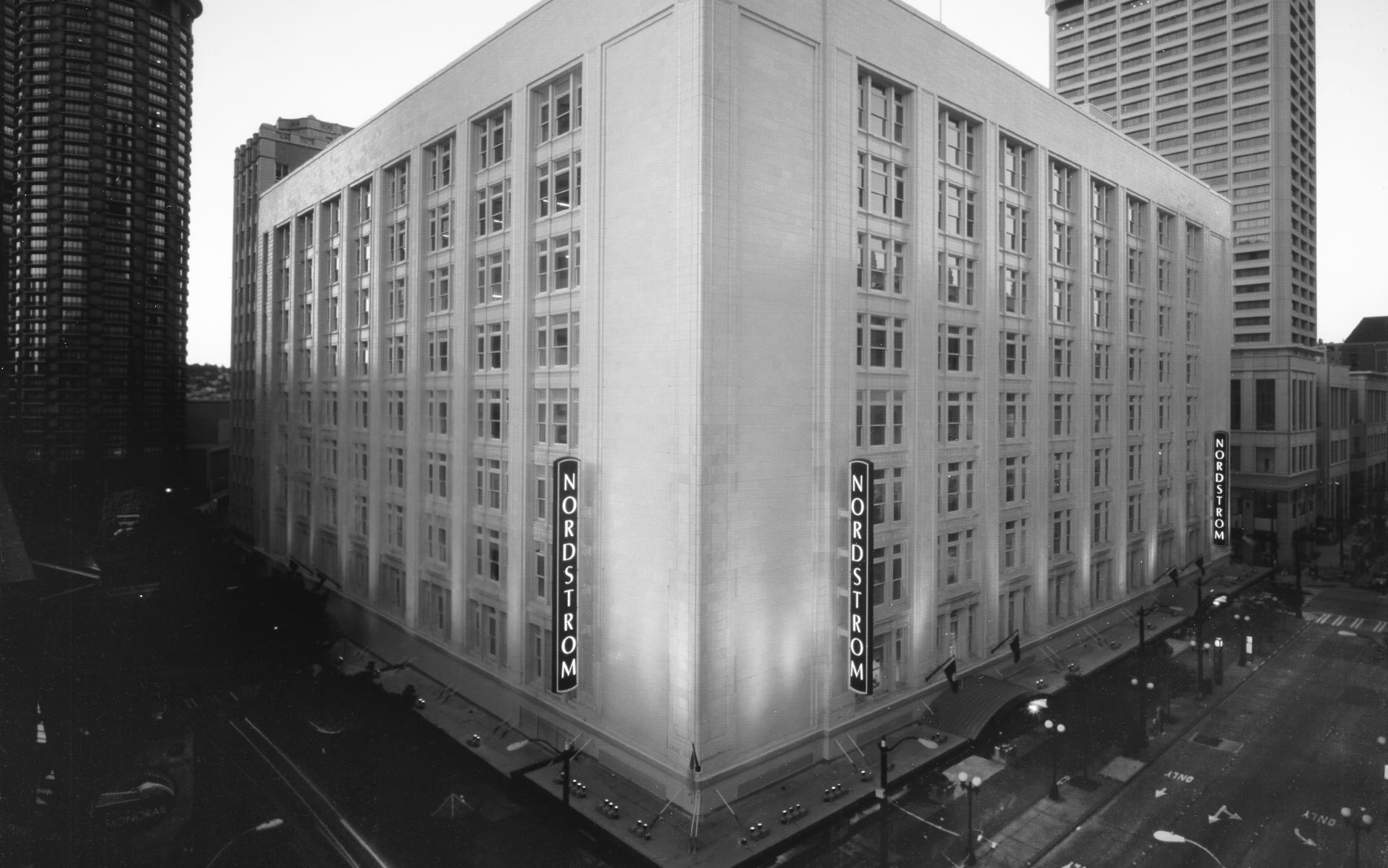 Nordstrom expands to 80 full-line stores and 45 Rack stores.
