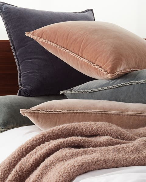 Velvet accent pillow.