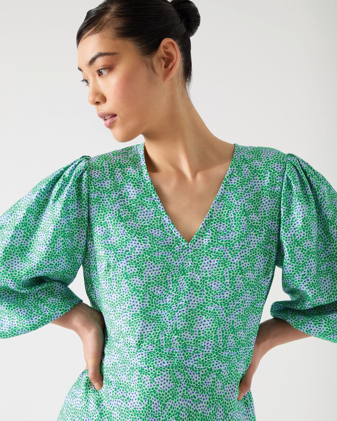 LK Bennett Up to 65% Off