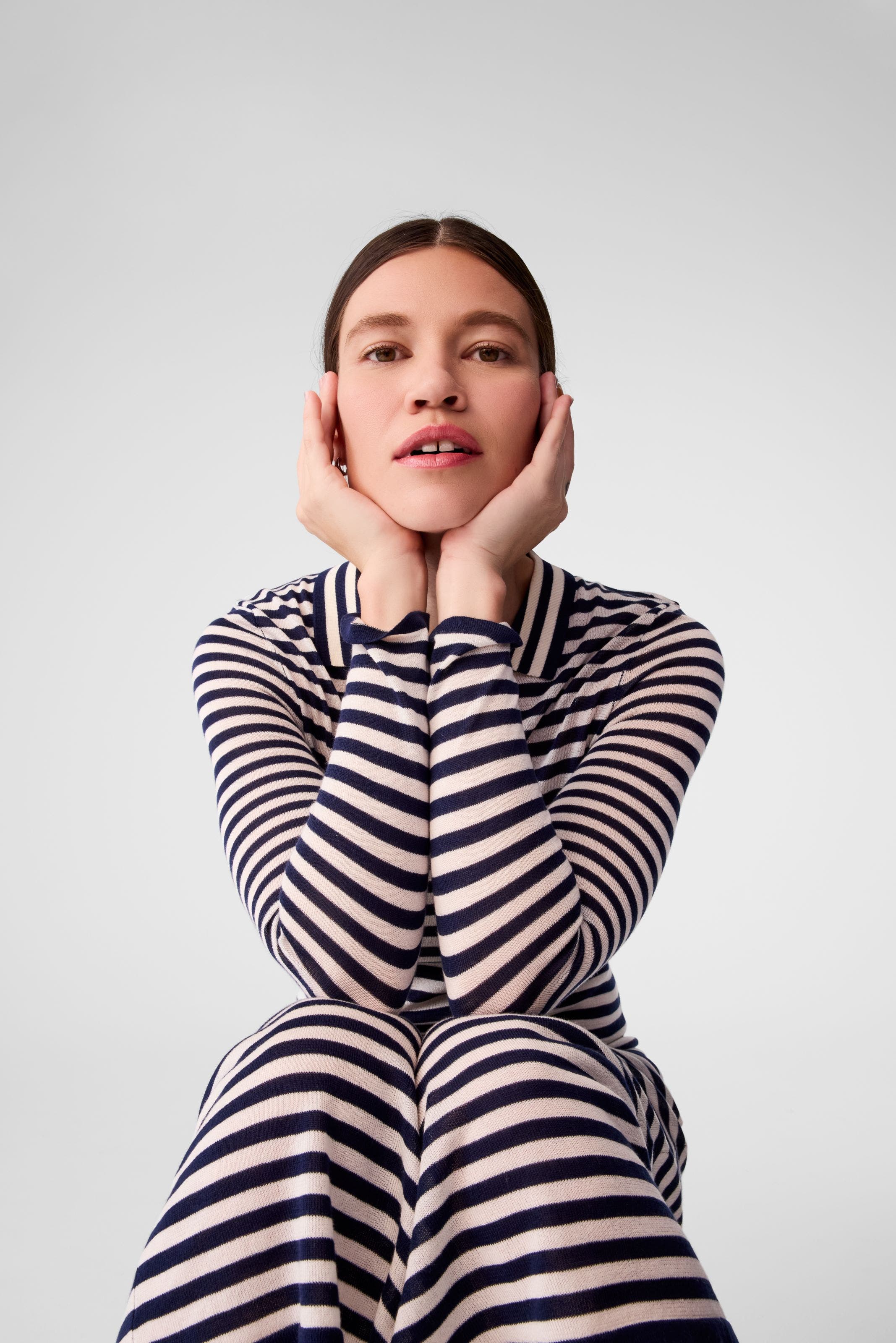 A woman wearing makeup.