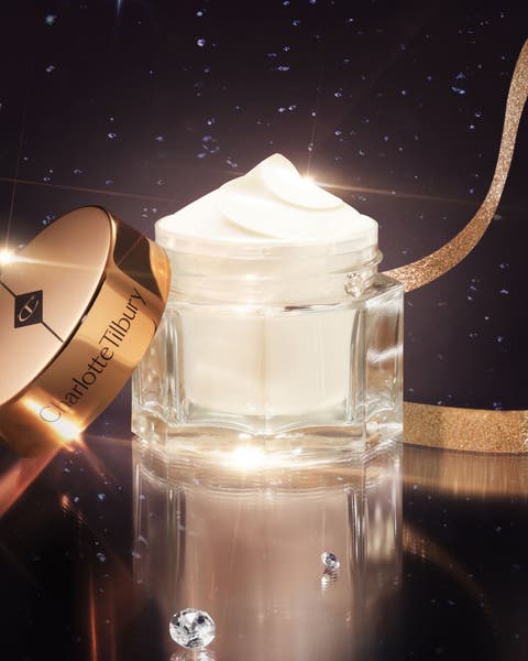 Charlotte Tilbury Magic Water Cream.