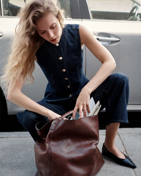 Women's Jeans & Bottoms.