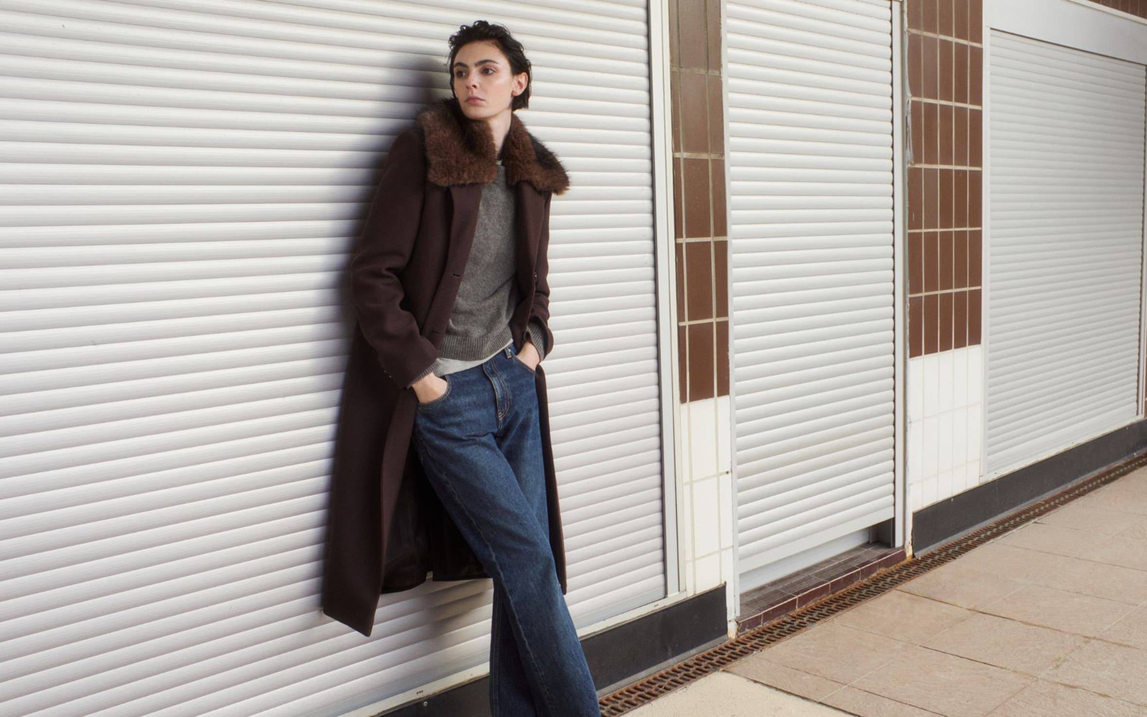 Model wearing Mango look.