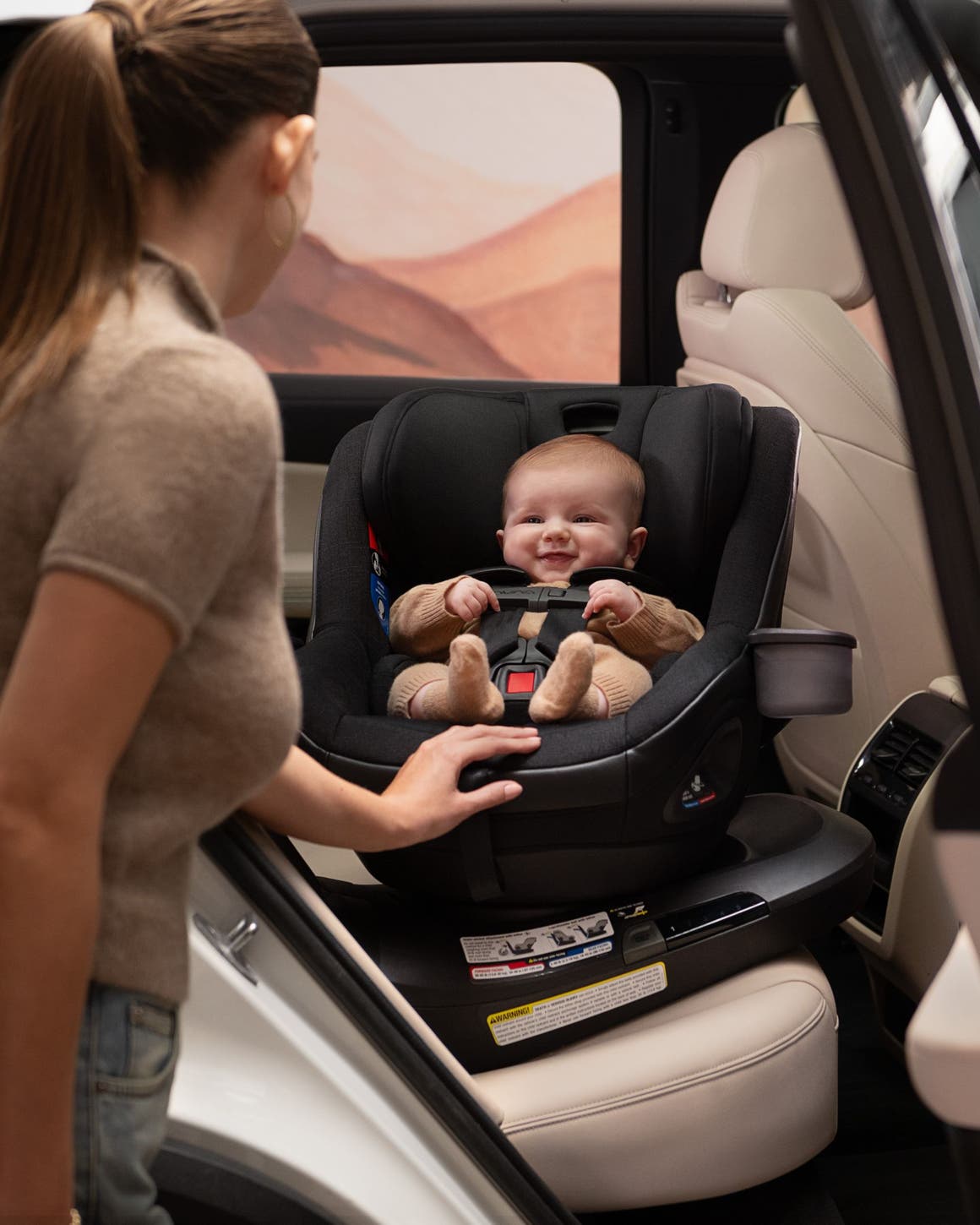 Nuna REVV Maxx Car Seat.