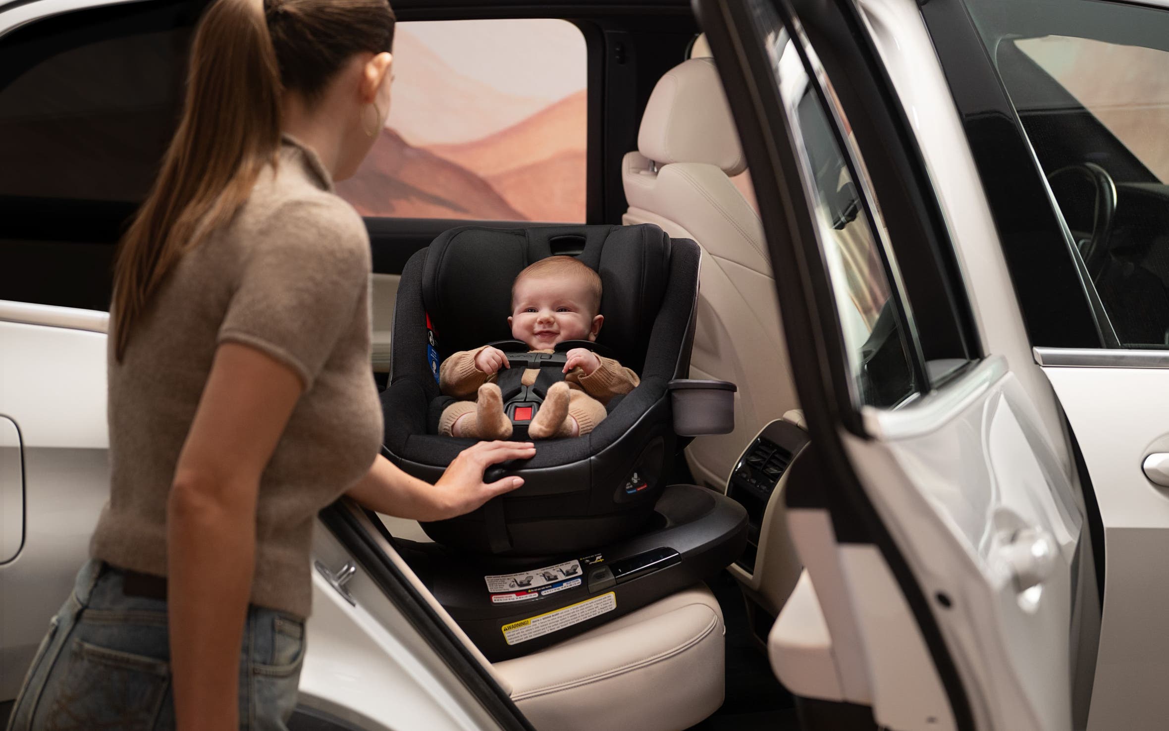 Nuna REVV Maxx Car Seat.