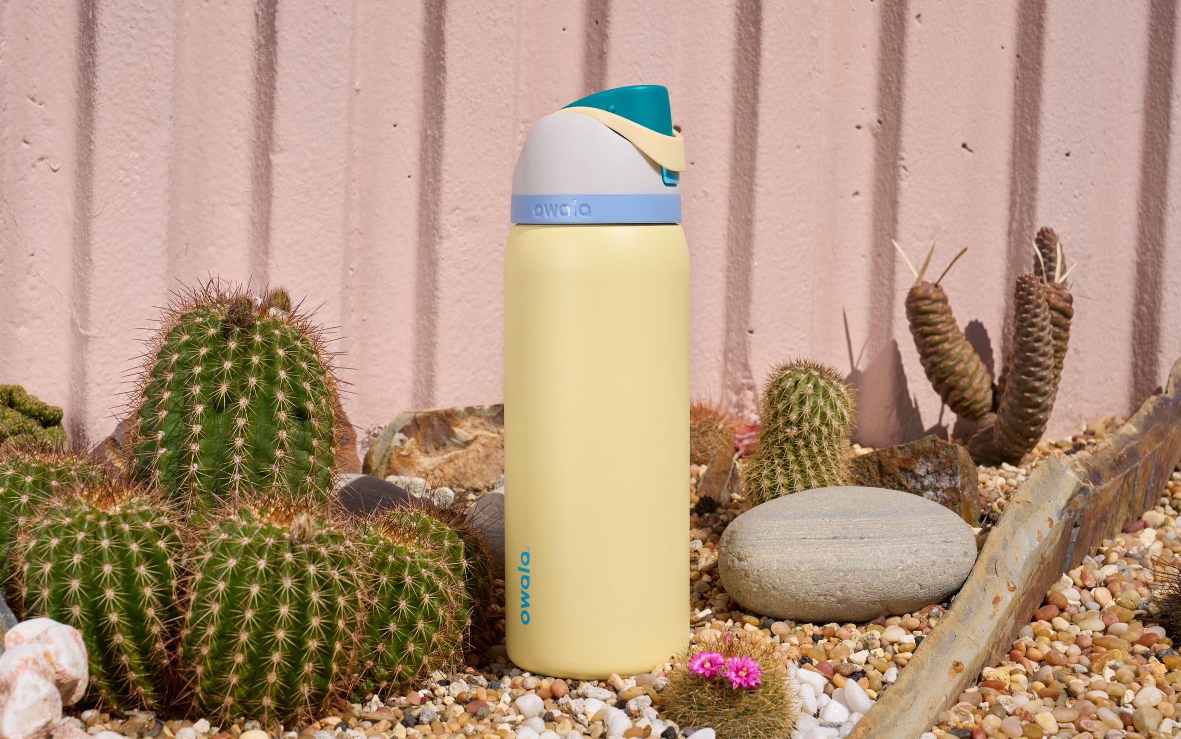 An Owala water bottle.