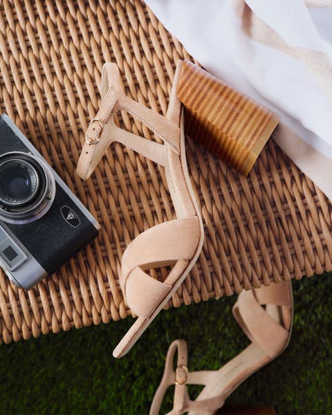 Stuart Weitzman Alyssa block heels in new camel.