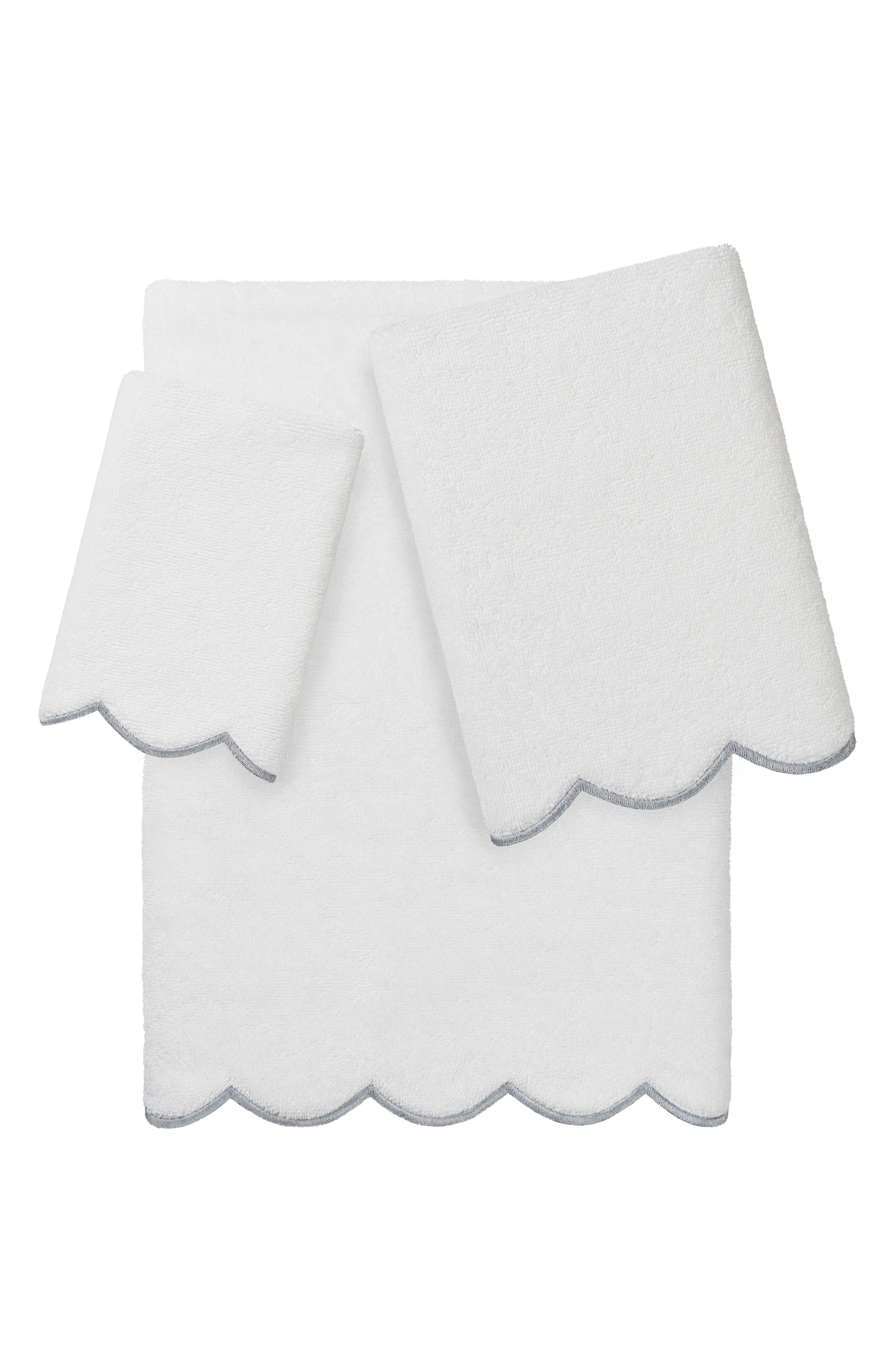 Adornia Scallop 3-Piece Towel Set