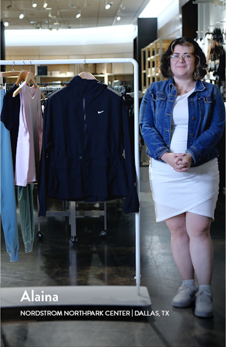 Sportswear Essentials Lightweight Jacket, sales video thumbnail