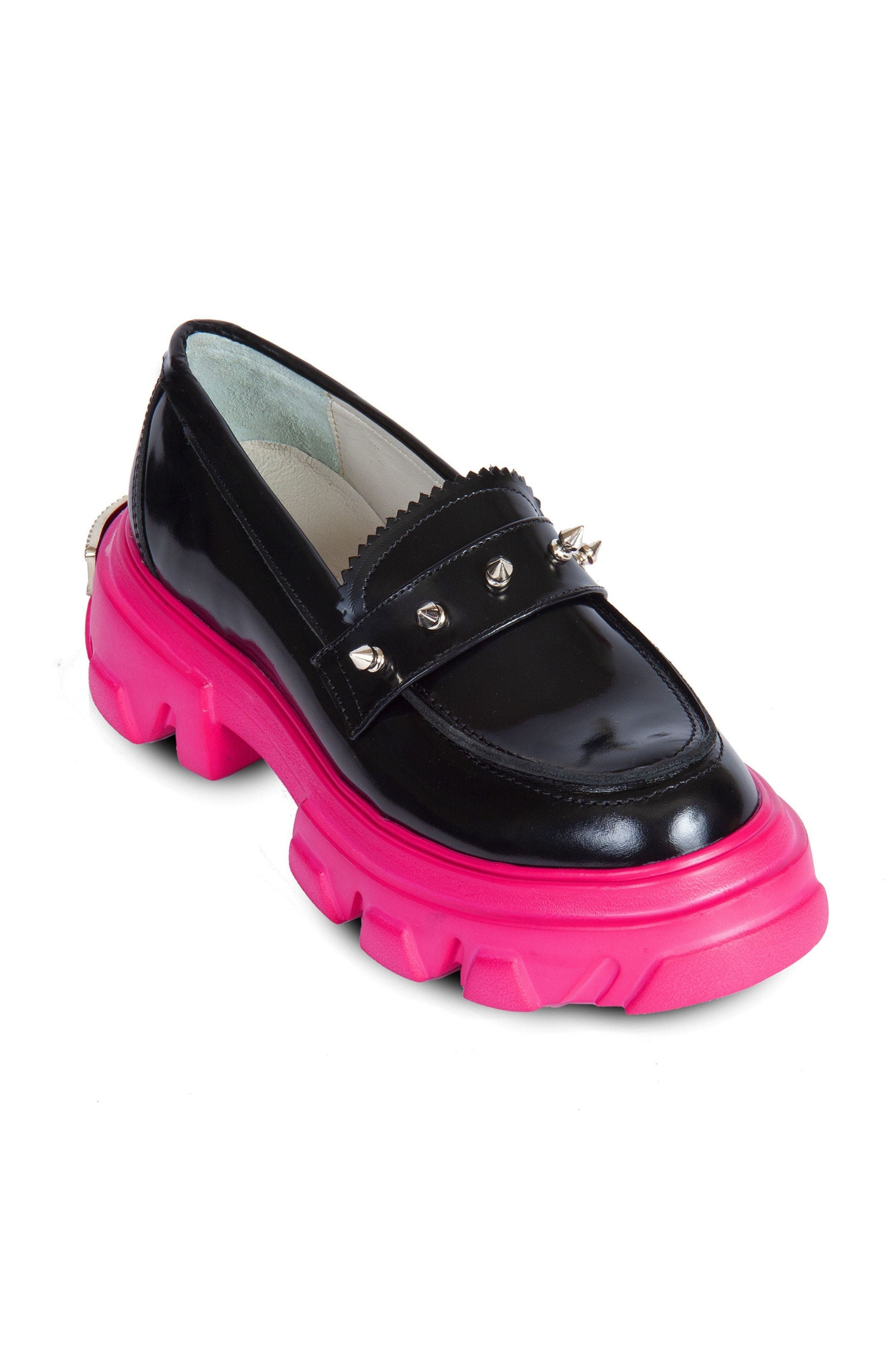URBNKICKS Glam Loafer Leather Shoes in Black 
