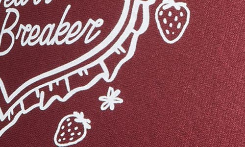 Friday Feelin ' Heart Breaker Trucker Hat In Burgundy