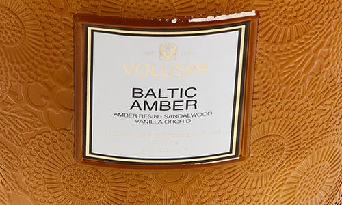 Voluspa Baltic Amber Five-wick Hearth Candle In Brown
