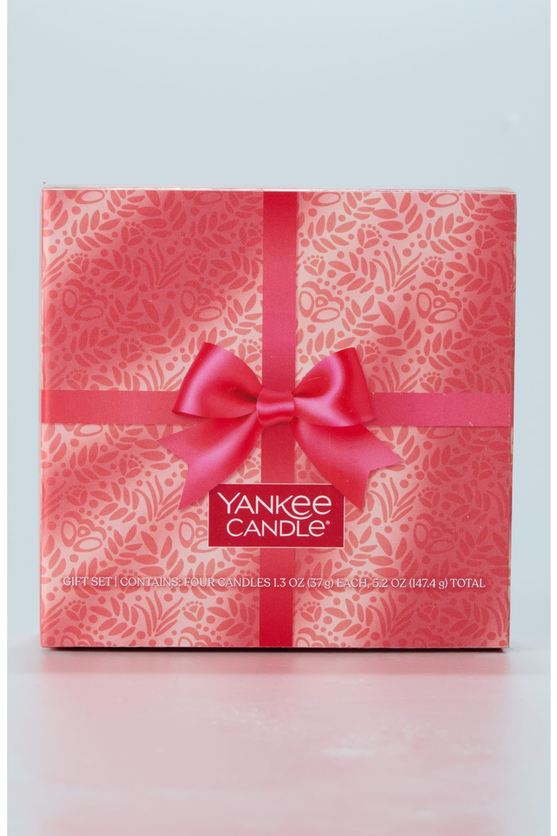 EveryDay Scented Votive Candle Gift Set - Sparkling Cinnamon, Red Apple Wreath, 1.3 oz, Alternate, color, Multicolored