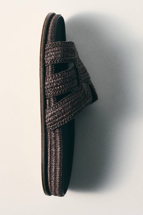 Braided straw sandals