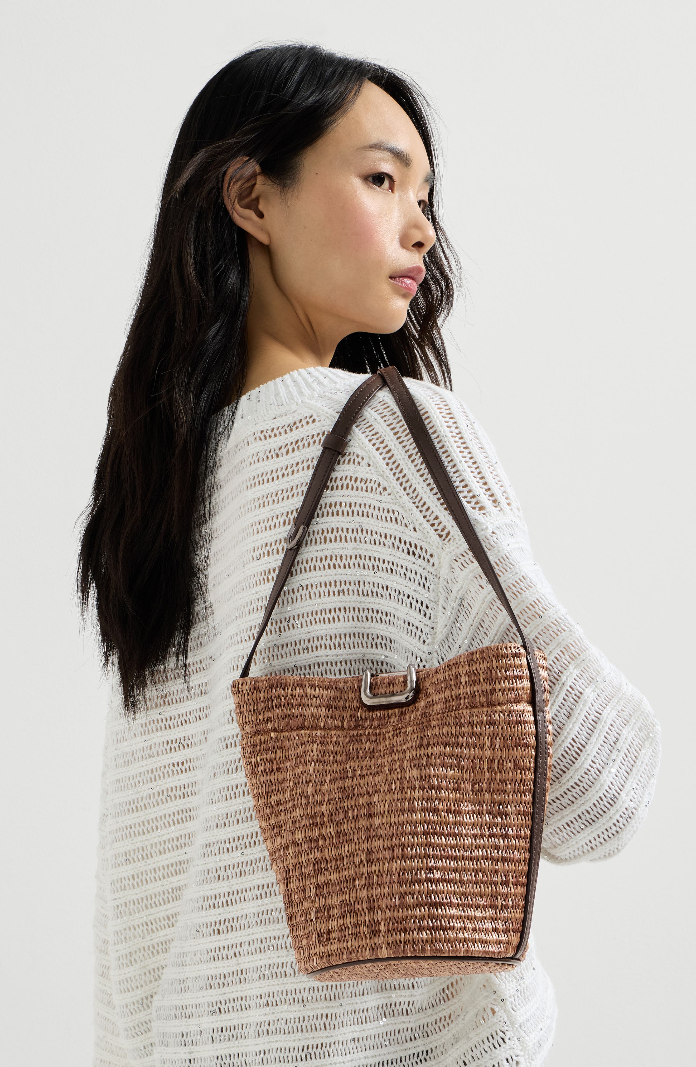 Brunello Cucinelli Raffia sartorial small bucket bag, Alternate, color, Light Brown