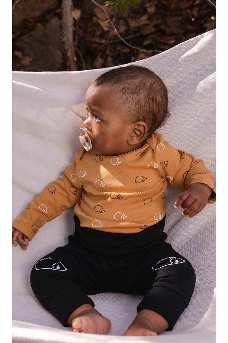 Organic Cotton Hedgehog Snap Envelope Neck Romper, Alternate, color, Brown Printed Hedgehogs