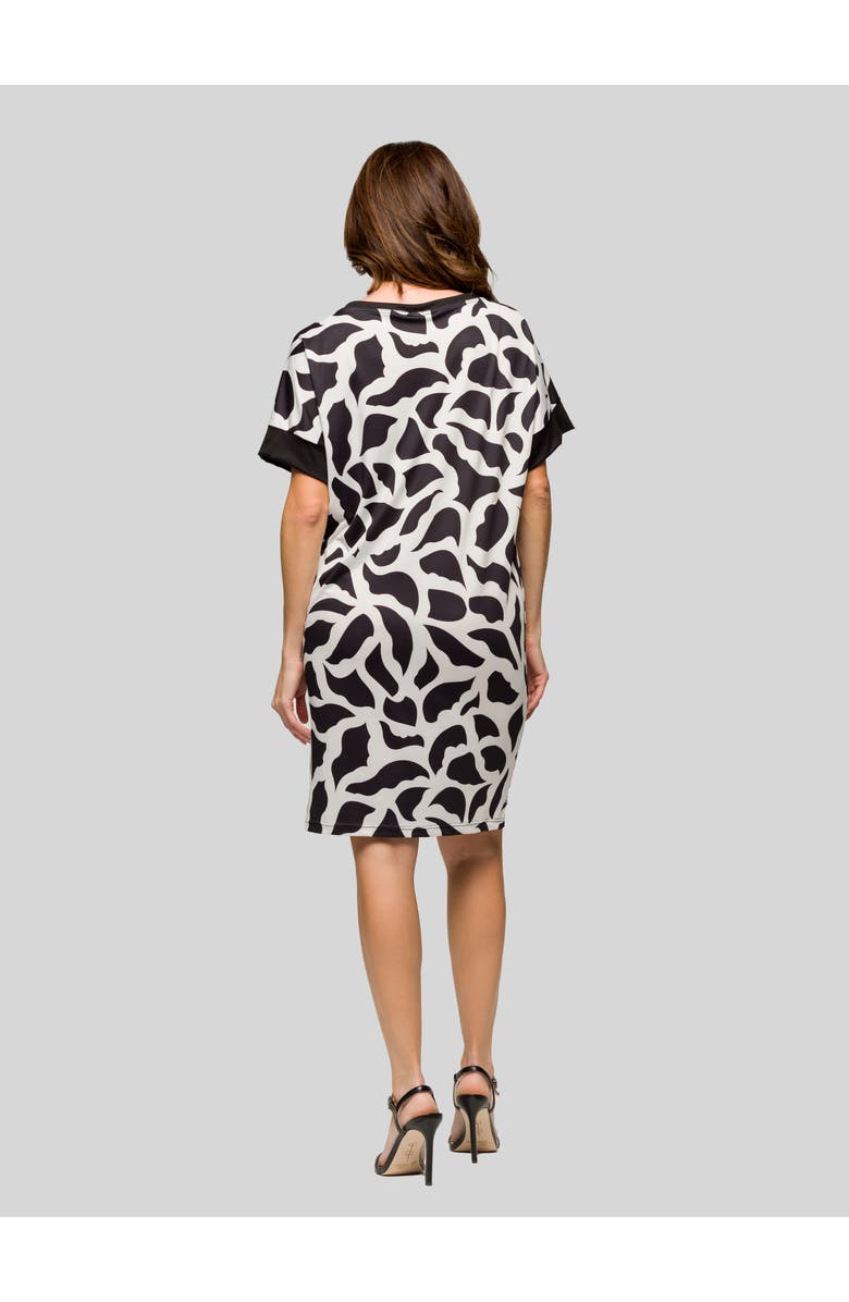 24seven Comfort Apparel Black and White Short Sleeve Knee Length T Shirt Dress, Alternate, color, Black Multi