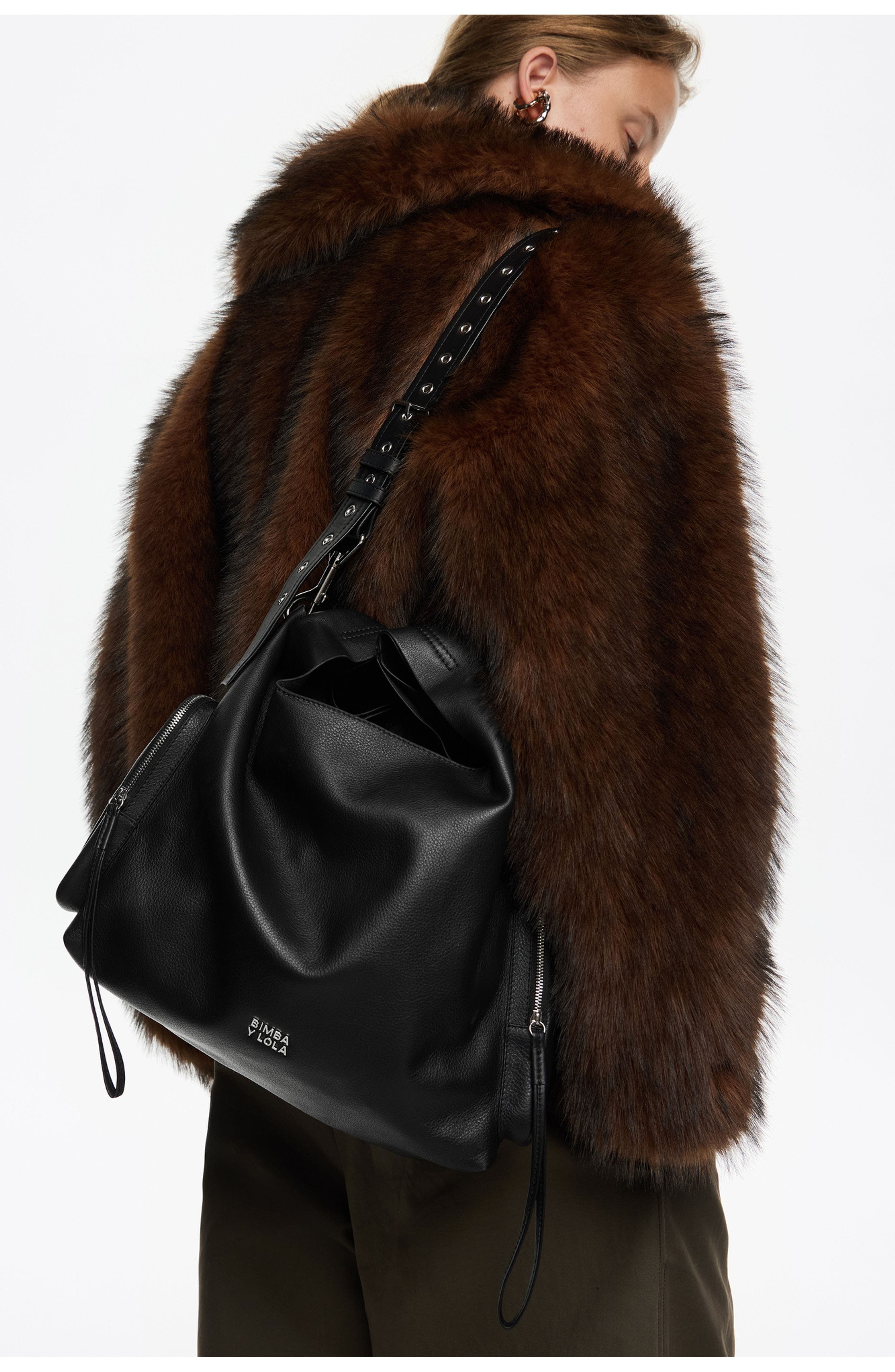 Bimba y Lola Leather Crossbody Bag, Alternate, color, Black