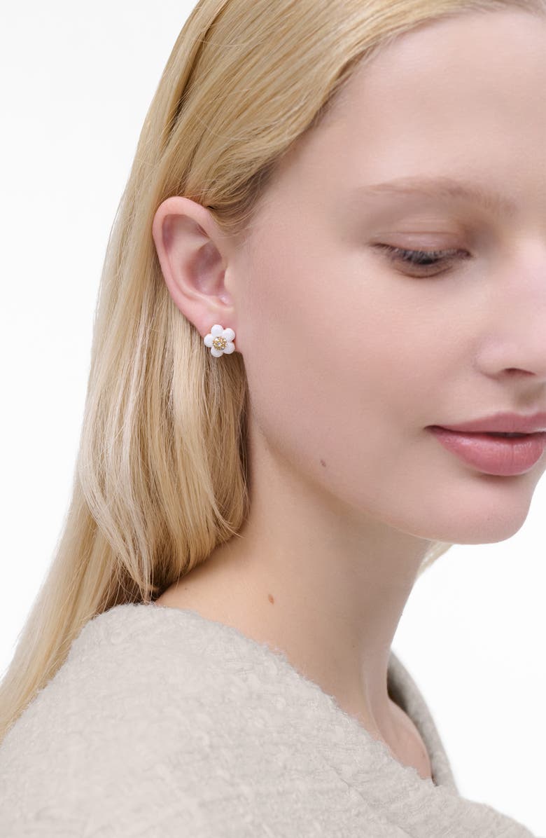 Marc Jacobs Wild Daisy Stud Earrings, Alternate, color, Gold/White