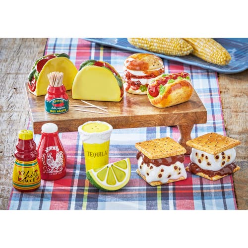 Tag Taco Ceramic Decorative Salt And Pepper Shaker Sets In Gold