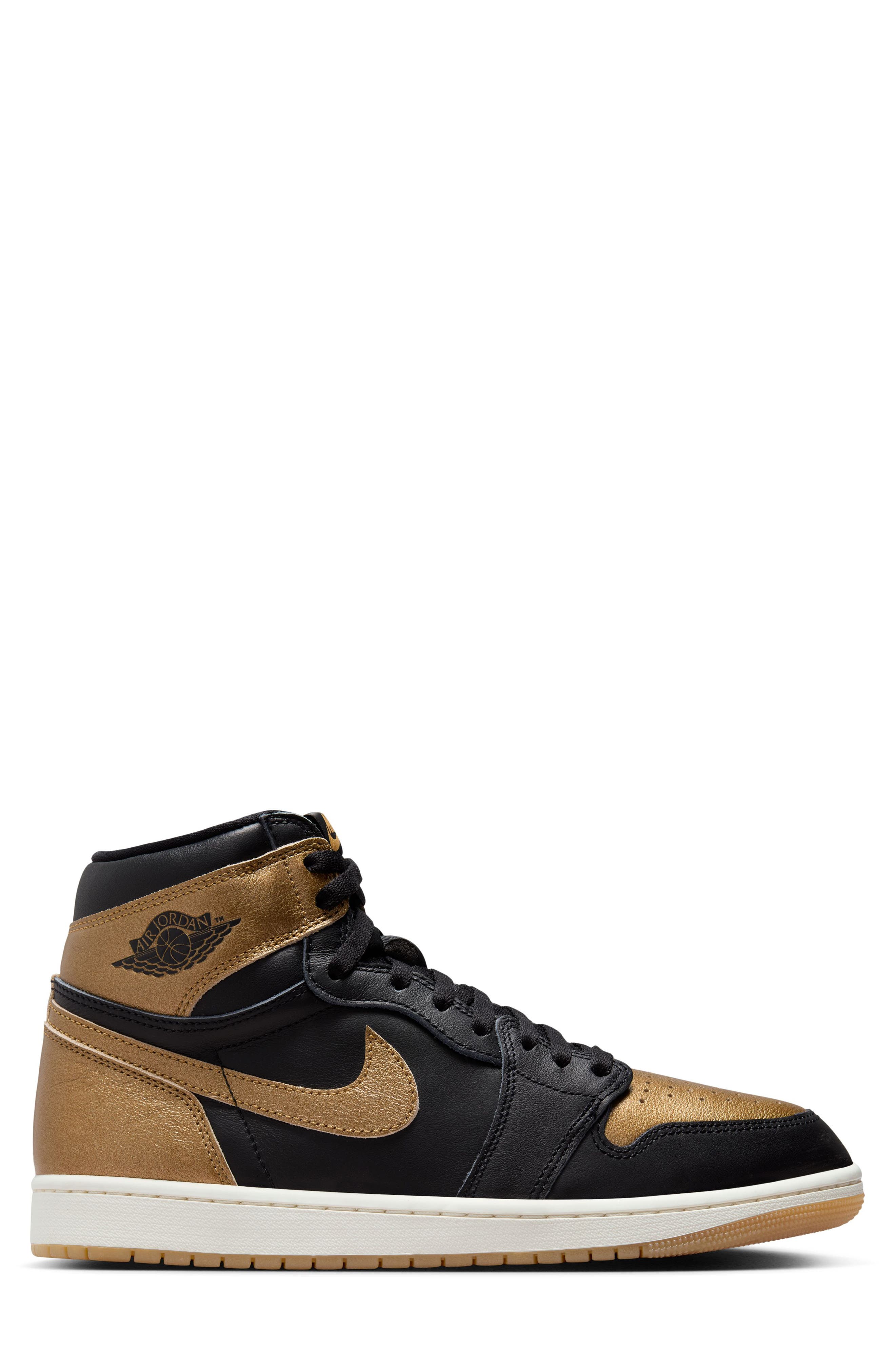 Jordan Air Jordan 1 Retro High Top Basketball Sneaker, Alternate, color, Black/ Metallic Gold/ Sail