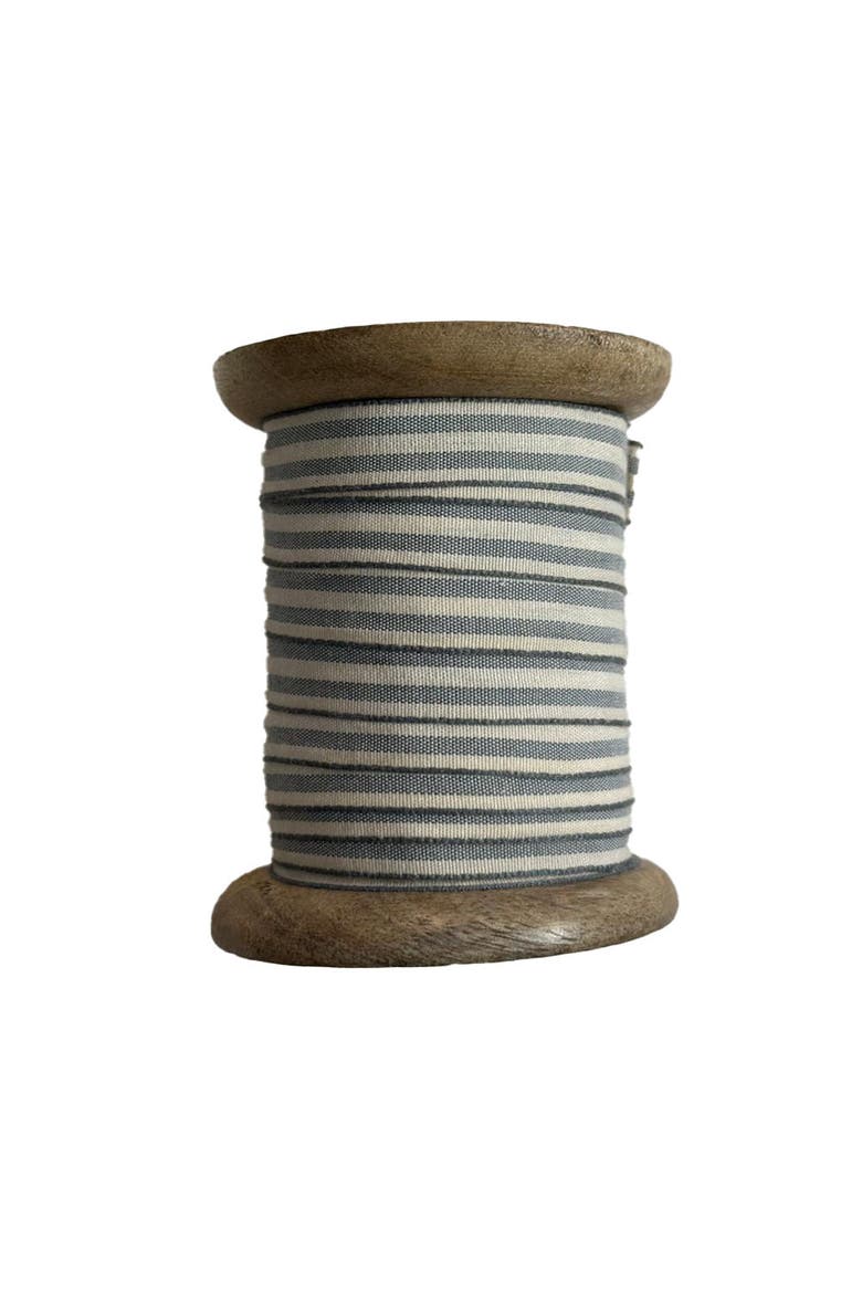Ribbon in White and Grey, Alternate, color, White and Grey