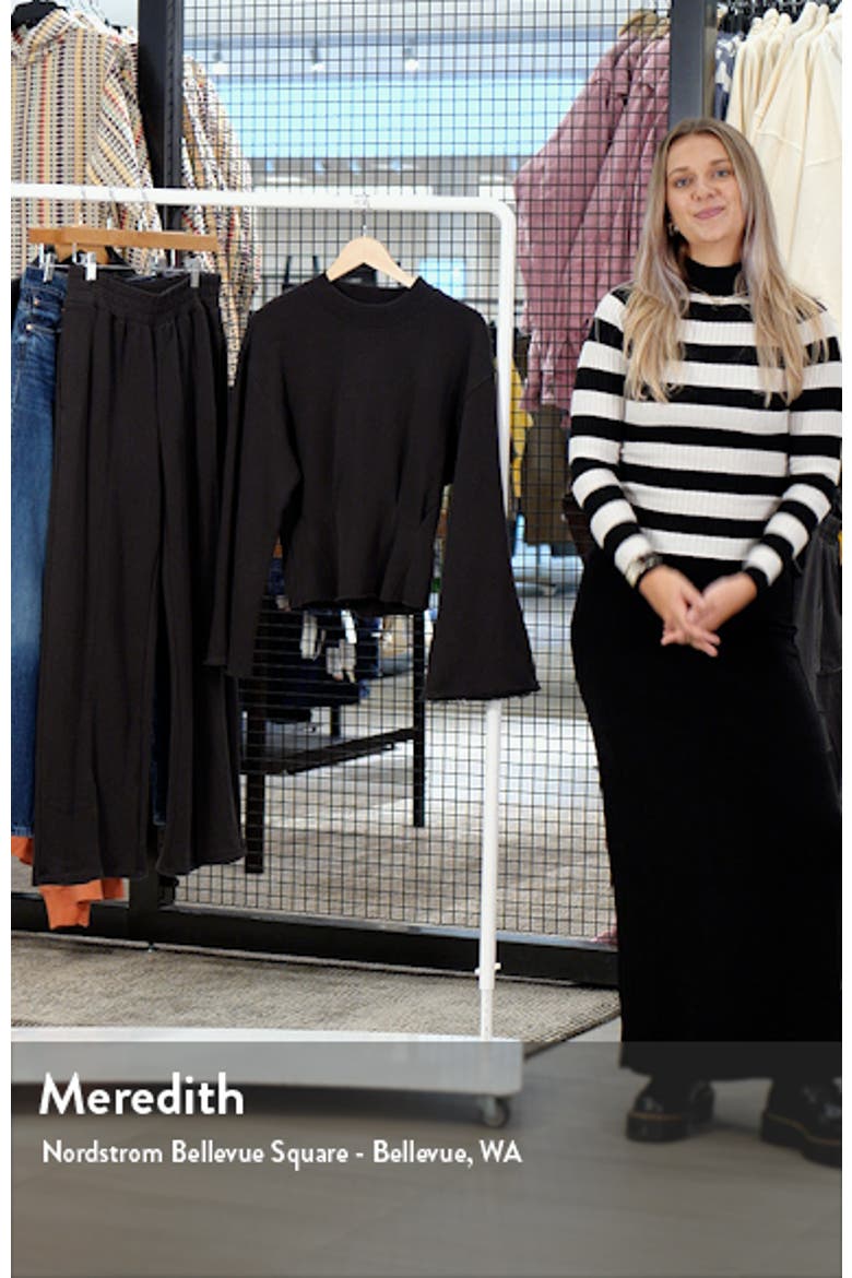 Long Sheer Sleeve V-Neckline Sheath Gown video