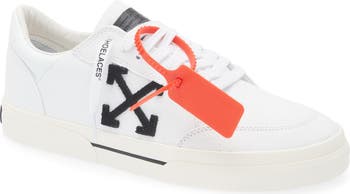 New Low Sneaker