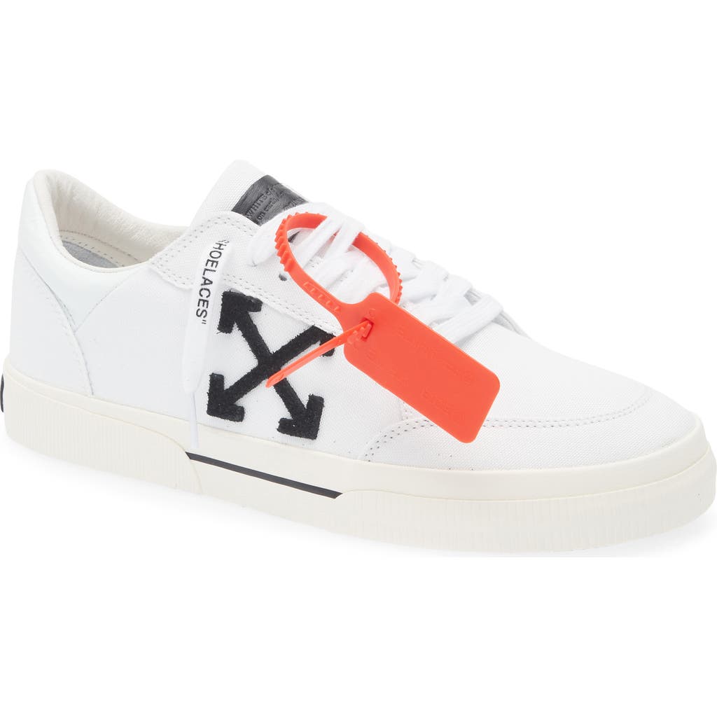 https://n.nordstrommedia.com/it/004f7c5a-e3b6-4aae-91e7-10daf3907ed6.jpeg?trim=color&crop=pad&w=1024&h=1024