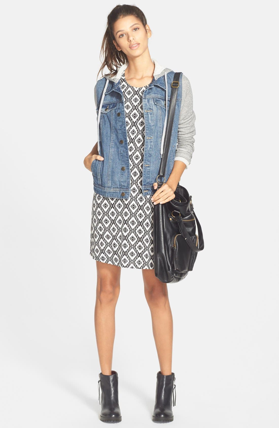 'Pebble' Faux Leather Tote, Alternate, color, BLACK