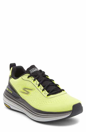 SKECHERS Max Cushioning Suspension Sneaker