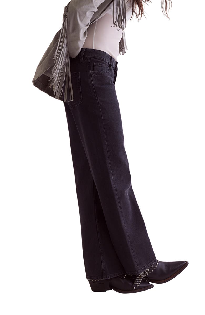 Free People Tennessee Low Rise Boyfriend Jeans, Alternate, color, Hideaway Black
