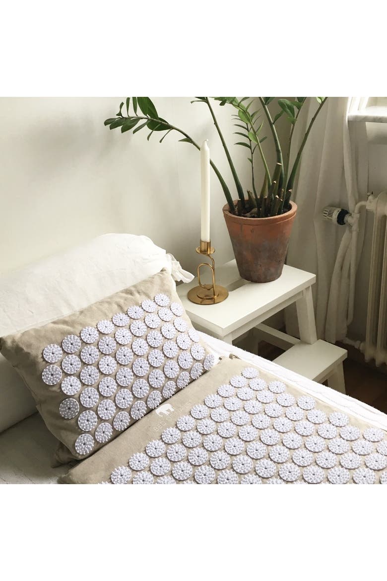 Bon ECO Cushion Original Acupressure Design with 2520 Precision Nails, Alternate, color, None