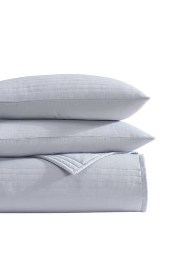 Vera Wang Seersucker Stripe Quilt & Sham Set In Blue