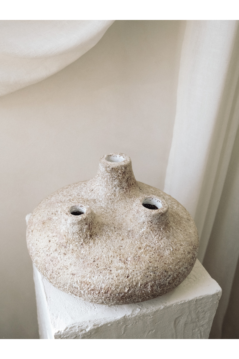 Amit Vessel, Alternate, color, White