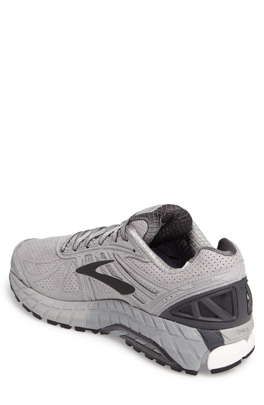 Brooks Beast 16 LE Running Shoe, Alternate, color, 
