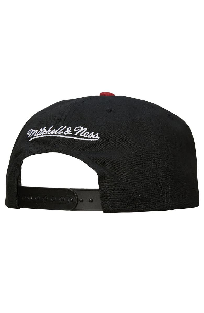 Mitchell & Ness Men's Mitchell & Ness Black Miami Heat Ascend Deadstock Snapback Hat, Alternate, color, Black