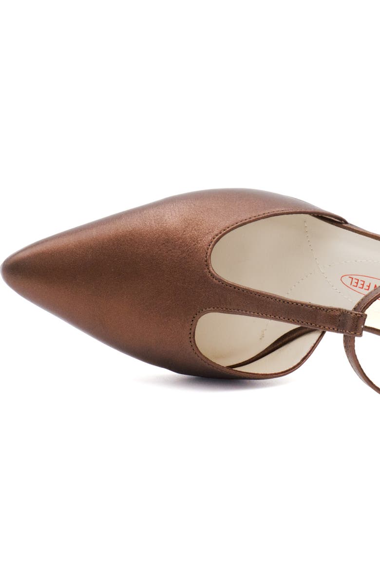 Amalfi by Rangoni Pipistrello Pointed Toe Pump, Alternate, color, Arktos Etoile