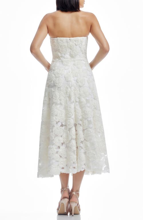 DRESS THE POPULATION DRESS THE POPULATION BRIELLA ROSETTE STRAPLESS FIT & FLARE DRESS