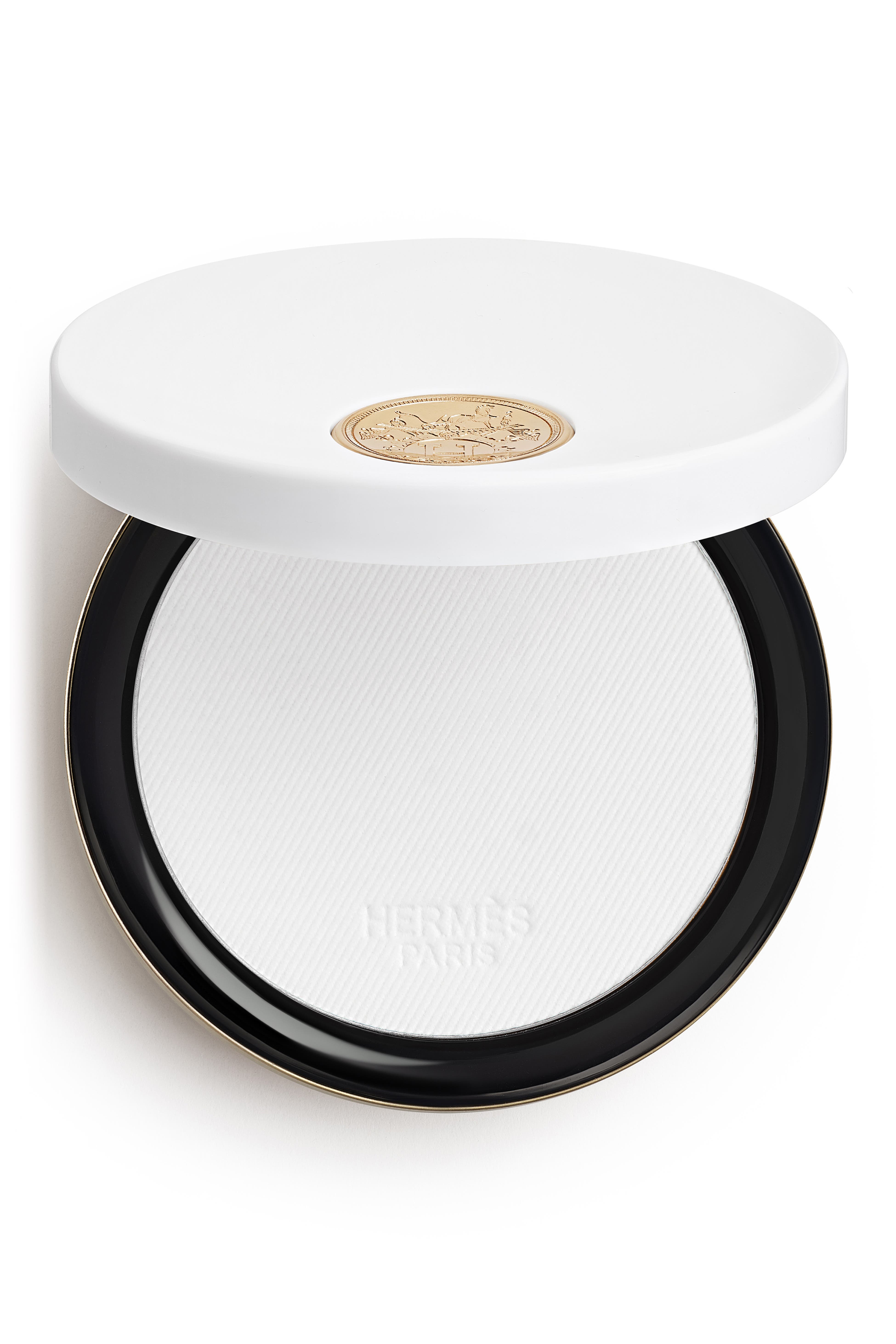 Hermès Plein Air Radiant Matte Powder pressed compact on white background — Hermès