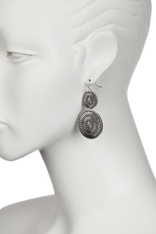 Olivia Welles Liona Detail Earrings