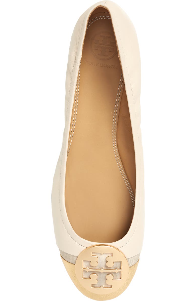 Tory Burch Minnie Logo Medallion Cap Toe Ballet Flat, Alternate, color, Dulce De Leche / Gold